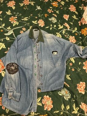 Vintage Denim Button-Up Shirt with Betty Boop Patch - Light Blue